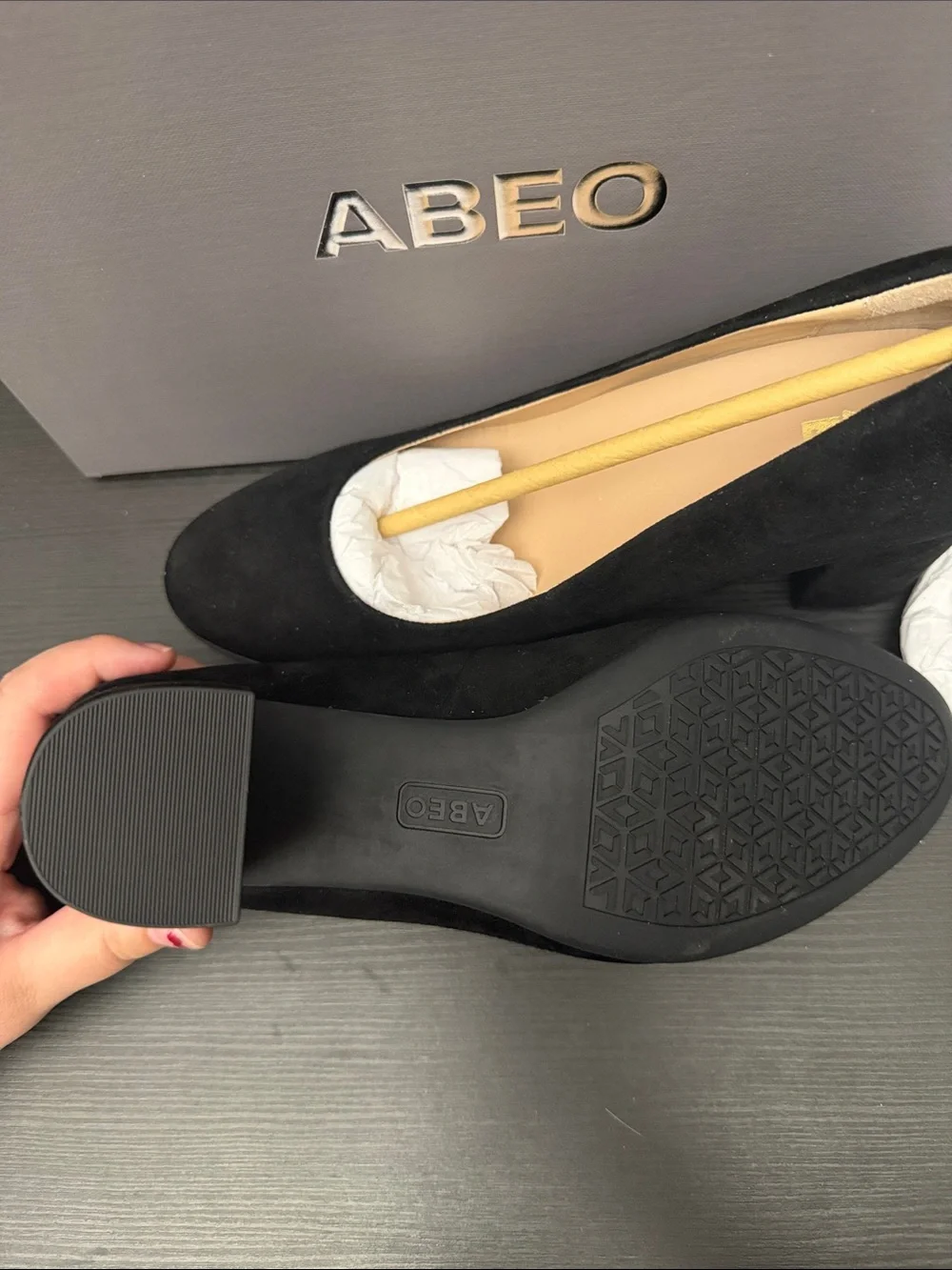 Abeo Black Suede Pointed-Toe Pump